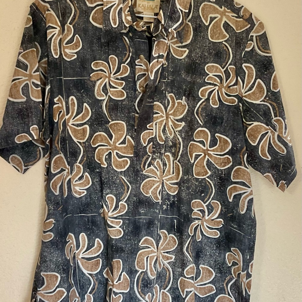 Men's Hawaiian Avi Collection KAHALA Hawaiian Floral Short Sleeve